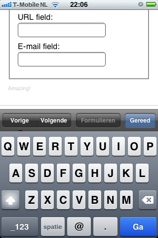 E-mailveld getoond in Safari op een iPhone